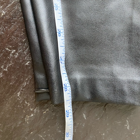 Zara Teen faux leather legging with button and zip - Picture 6 of 10